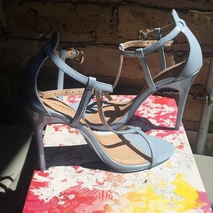 Leo sandals new size 8